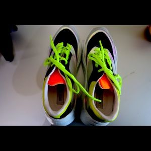 Steve Madden Sneakers